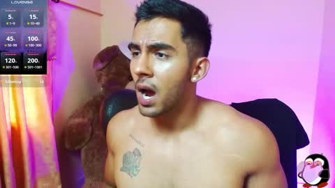 Snapshot of romanpearce_ chatting on February 2025 07:59:01 PM Roman online show from February 2025 07:59:01 PM