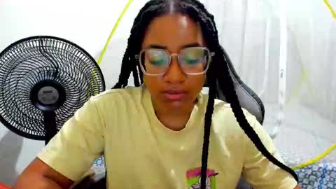 Snapshot of romantic_stargirl chatting on November 2025 12:05:02 AM Is A Belle online show from November 2025 12:05:02 AM