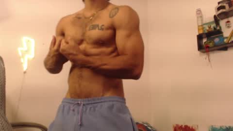 Snapshot of romeocolin_ chatting on June 2026 07:21:02 AM R O M E O online show from June 2026 07:21:02 AM