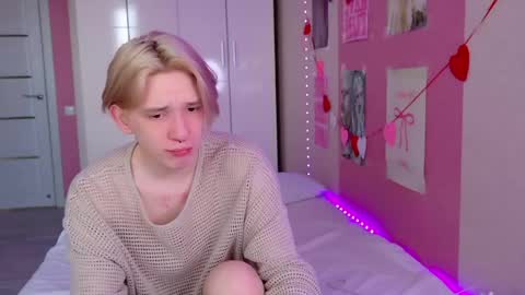 Ron online show from April 2026 06:05:02 AM