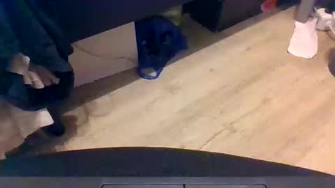 Snapshot of ronni_ga chatting on May 2026 11:23:04 PM ronni_ga online show from May 2026 11:23:04 PM