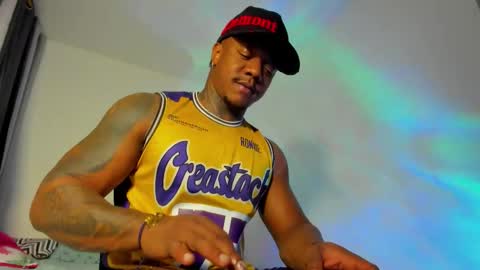 Snapshot of ronnie_777 chatting on October 2025 04:53:01 AM Ronnie 777 online show from October 2025 04:53:01 AM