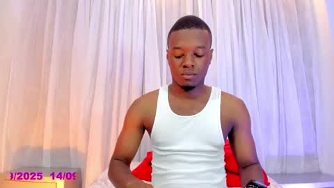 ronny_and_sophia online show from September 2025 08:08:02 PM