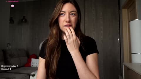 RonnyPonny online show from December 2025 10:31:01 AM