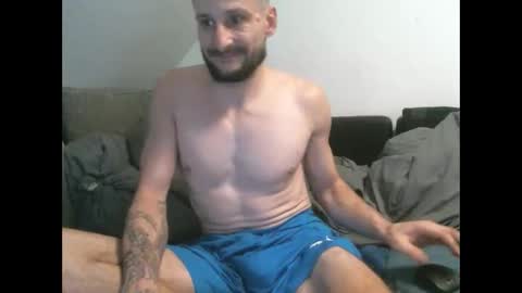 Snapshot of ronnypotti34 chatting on January 2025 05:33:02 AM Ronny Potthoff online show from January 2025 05:33:02 AM