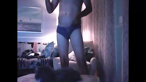 ronvlv online show from October 2025 02:53:02 AM