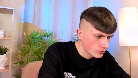 Rony online show from April 2026 09:12:01 PM