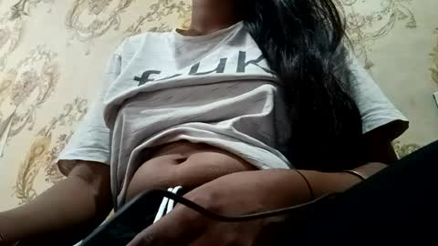 Snapshot of roop_sexy642 chatting on June 2026 03:20:02 AM roop_sexy642 online show from June 2026 03:20:02 AM