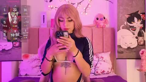 Snapshot of roose_eva chatting on May 2026 02:56:01 PM roose eva online show from May 2026 02:56:01 PM
