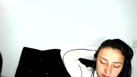 Snapshot of roosmery_ chatting on May 2026 01:30:01 PM roosmery_ online show from May 2026 01:30:01 PM