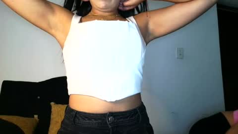 Snapshot of roosmery_ chatting on July 2026 01:49:01 PM roosmery_ online show from July 2026 01:49:01 PM