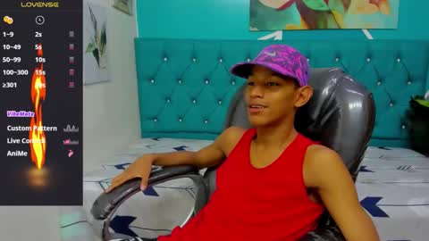 RORY CASTRO online show from November 2025 10:31:02 PM