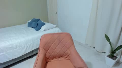 Snapshot of rosaliiaa1 chatting on December 2024 07:49:01 PM Rosalia online show from December 2024 07:49:01 PM