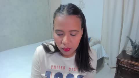 Snapshot of rosaliiaa1 chatting on February 2025 10:12:01 AM Rosalia online show from February 2025 10:12:01 AM