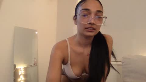 Snapshot of rosalinatoosexy chatting on January 2025 08:21:01 AM Rosalina online show from January 2025 08:21:01 AM