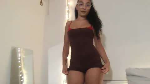Snapshot of rosalinatoosexy chatting on September 2025 04:56:01 AM Rosalina online show from September 2025 04:56:01 AM