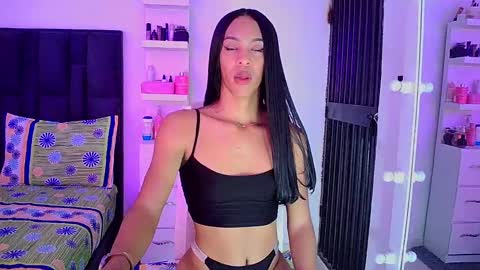 Snapshot of rosalindasexy chatting on December 2024 02:05:02 PM Rosalinda online show from December 2024 02:05:02 PM