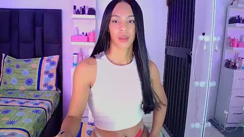 Snapshot of rosalindasexy chatting on December 2024 03:04:01 AM Rosalinda online show from December 2024 03:04:01 AM