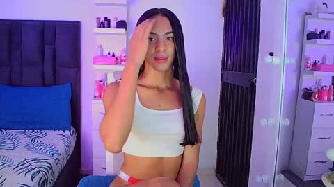 Snapshot of rosalindasexy chatting on December 2024 09:57:02 AM Rosalinda online show from December 2024 09:57:02 AM