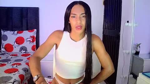 Snapshot of rosalindasexy chatting on January 2025 01:11:01 AM Rosalinda online show from January 2025 01:11:01 AM