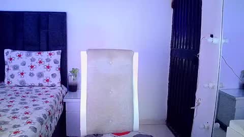 Snapshot of rosalindasexy chatting on January 2025 10:40:02 AM Rosalinda online show from January 2025 10:40:02 AM