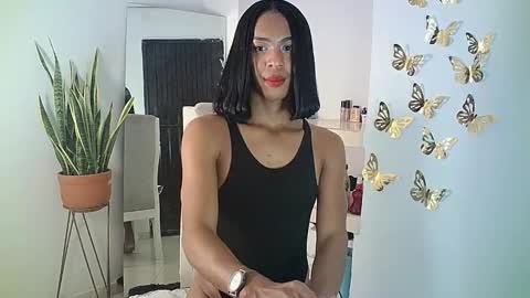 Snapshot of rosalindasexy chatting on February 2025 09:31:01 AM Rosalinda online show from February 2025 09:31:01 AM