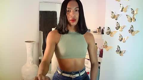 Snapshot of rosalindasexy chatting on February 2025 07:11:01 AM Rosalinda online show from February 2025 07:11:01 AM