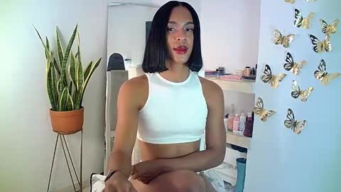 Snapshot of rosalindasexy chatting on February 2025 11:36:02 AM Rosalinda online show from February 2025 11:36:02 AM