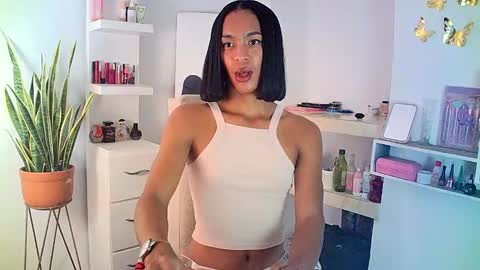 Snapshot of rosalindasexy chatting on March 2025 05:42:02 AM Rosalinda online show from March 2025 05:42:02 AM