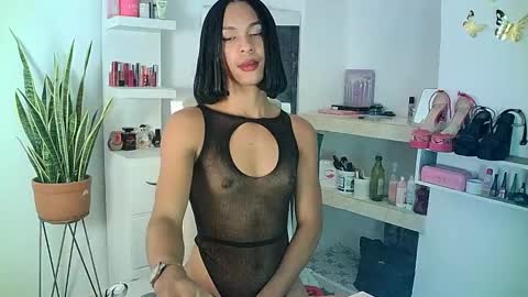 Snapshot of rosalindasexy chatting on March 2025 09:36:02 AM Rosalinda online show from March 2025 09:36:02 AM