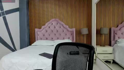 Rosaline Grey online show from October 2025 05:28:01 AM