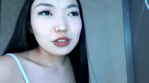 Kira online show from March 2026 03:20:01 AM