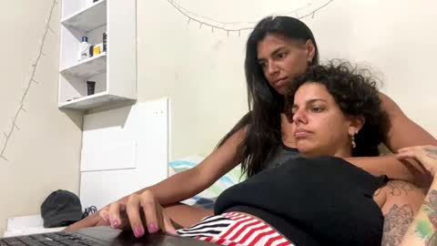 HotDuo online show from October 2025 12:30:02 AM