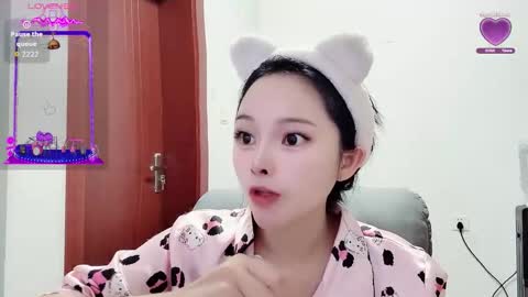 Snapshot of rose6688 chatting on October 2025 03:40:02 AM rose online show from October 2025 03:40:02 AM