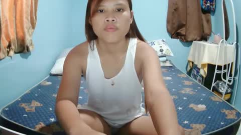 Snapshot of rose_angels chatting on December 2024 06:11:02 AM Rose Angels online show from December 2024 06:11:02 AM