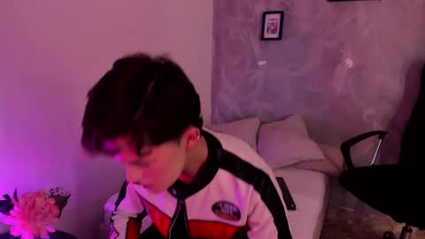 Rose online show from February 2025 11:48:01 PM
