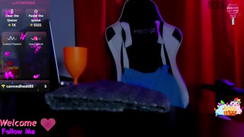 Snapshot of rose_lilith chatting on February 2025 02:31:01 AM Rose lilith online show from February 2025 02:31:01 AM