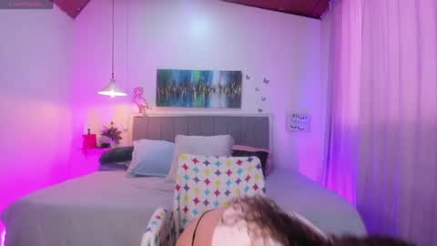 Snapshot of rose_thompson1 chatting on April 2026 01:27:02 PM Rose online show from April 2026 01:27:02 PM