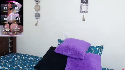 rose_towers4 online show from October 2025 10:28:02 PM