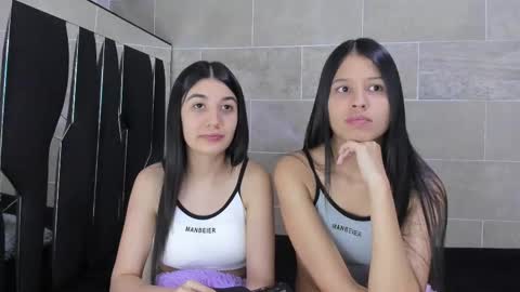 Rose y Miah online show from February 2025 06:31:01 AM