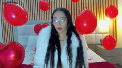 roseaurora online show from February 2026 11:51:01 AM