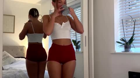 Bella  online show from February 2026 07:19:01 AM