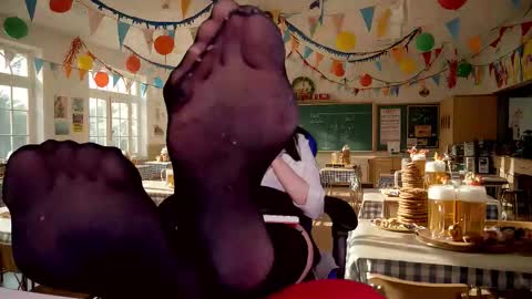 Rosebloom online show from October 2025 04:48:02 PM