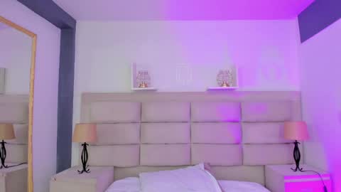 Rose online show from February 2025 04:14:02 PM