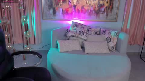 Snapshot of roseferrera chatting on January 2025 07:53:02 PM Rose online show from January 2025 07:53:02 PM