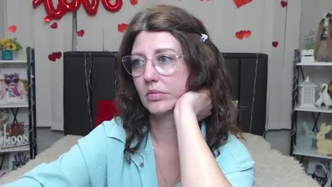 Snapshot of rosehille chatting on May 2026 05:21:02 PM RoseHille online show from May 2026 05:21:02 PM