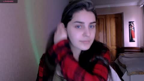 Snapshot of roselina_ chatting on December 2024 09:43:02 AM Rose online show from December 2024 09:43:02 AM