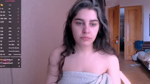 Snapshot of roselina_ chatting on February 2025 07:30:02 AM Rose online show from February 2025 07:30:02 AM