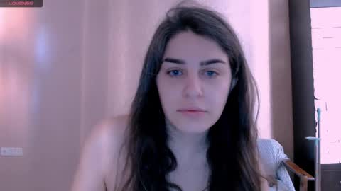 Rose online show from November 2025 08:14:01 AM