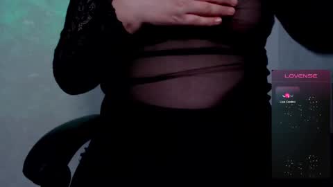 Snapshot of rosenayl chatting on March 2026 06:19:02 AM Rina online show from March 2026 06:19:02 AM